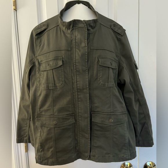 Kensie Jackets & Blazers - Kensie Jeans 1X woman’s jacket, moss green, EUC, 5 snap pockets